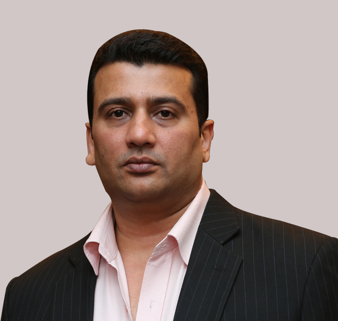 <strong>Ramesh Parasuraman<span><b></b>Director</span></strong><i>→</i>